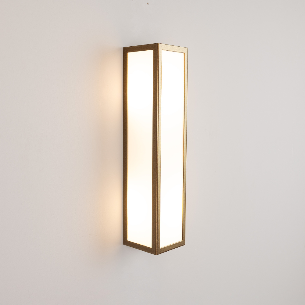 Bata IP65 Wall Light | Matte Black | Opal