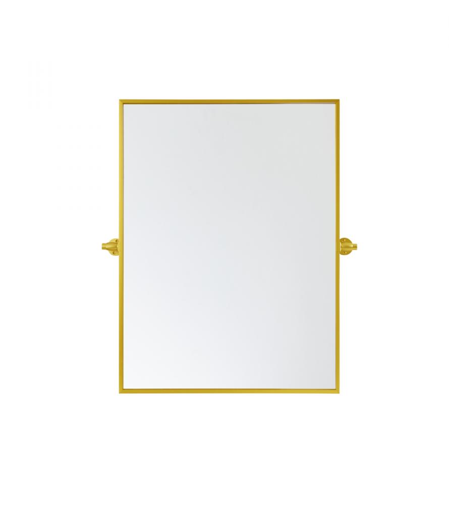 Our mirror's 8-degree pivoting angle is a game-Changer